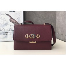 Gucci 576388 Zumi grainy leather small shoulder bag in Burgundy grainy leather