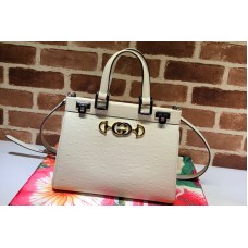 Gucci 569712 Zumi grainy leather small top handle bag in White Grainy leather