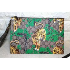 Gucci 451473  GG Supreme Pouch Clutch Bag Bengal Green