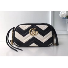 Gucci 447632 GG Marmont Matelasse Shoulder Bags Black/White