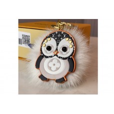 Louis Vuitton M69007 LV Penguin Fur bag charm and key holder