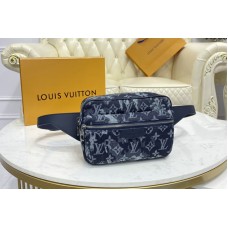 Louis Vuitton M57281 LV Outdoor Bumbag bag in Monogram Tapestry coated canvas