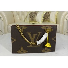 Louis Vuitton M55646 LV Chain Clutch in Monogram coated canvas