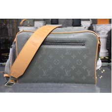 Louis Vuitton M43884 LV Camera Bag Monogram Titanium Canvas