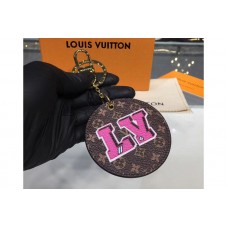 Louis Vuitton M63761 LV illustre Kabuki Bag Charm And Key Holder