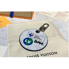 Louis Vuitton M68301 LV Monogram Logos Illustre Bag Charm Key Holder Monogram White canvas