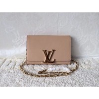 LOUIS VUITTON CHAIN LOUISE CLUTCH BAG PINK