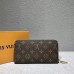 Louis Vuitton Monogram Canvas Zippy Wallet Zippy Wallet M67246 Dog 2018