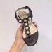 gucci Leather thong sandal 424085 black leather