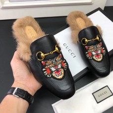 gucci men's Princetown slipper with Angry Cat appliqué 478285