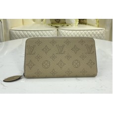 Louis Vuitton M69215 LV Zippy wallet in Gray Mahina calf leather