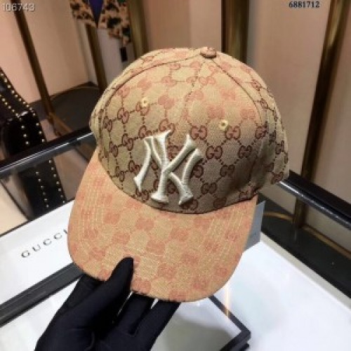 Gucci New York Yankees Embroidered Cap in Pink for Men