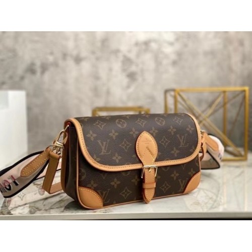 Replica Louis Vuitton Diane Bag In Monogram Canvas with Shearling M46317