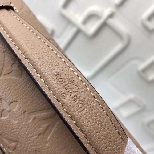 louis vuitton pochette metis beige