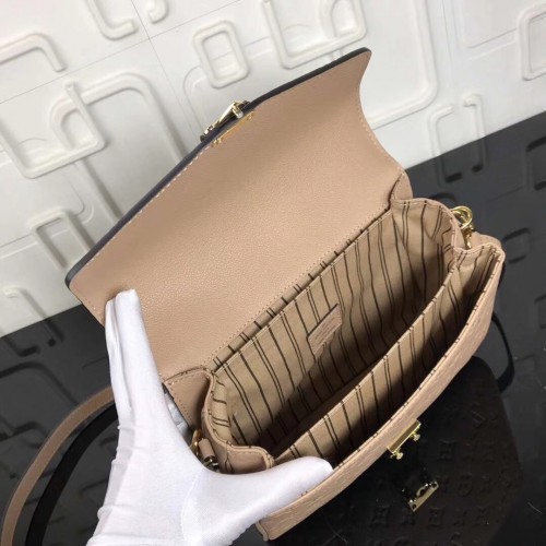 louis vuitton pochette metis beige