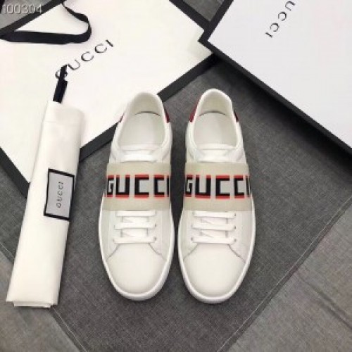 gucci sneakers stripe